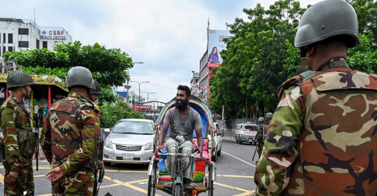 সেনাবাহিনীর ম্যাজিস্ট্রেসি ক্ষমতা বাড়লো আরও ৬০ দিন