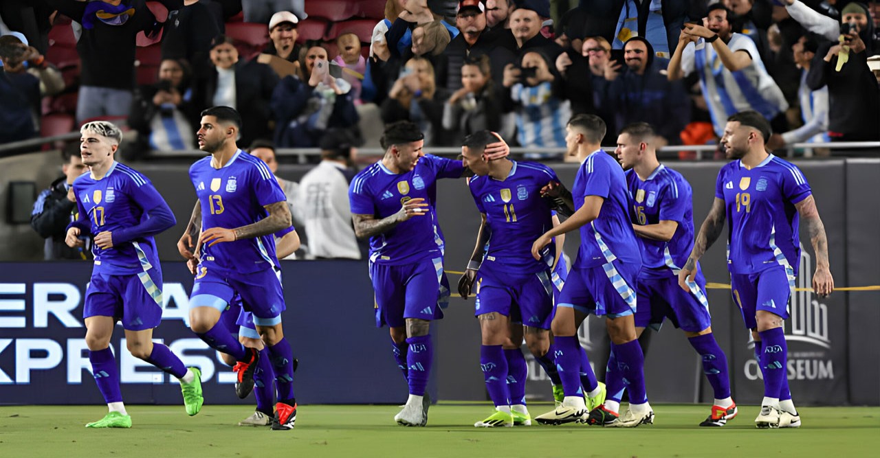 Argentina win against Costa Rica