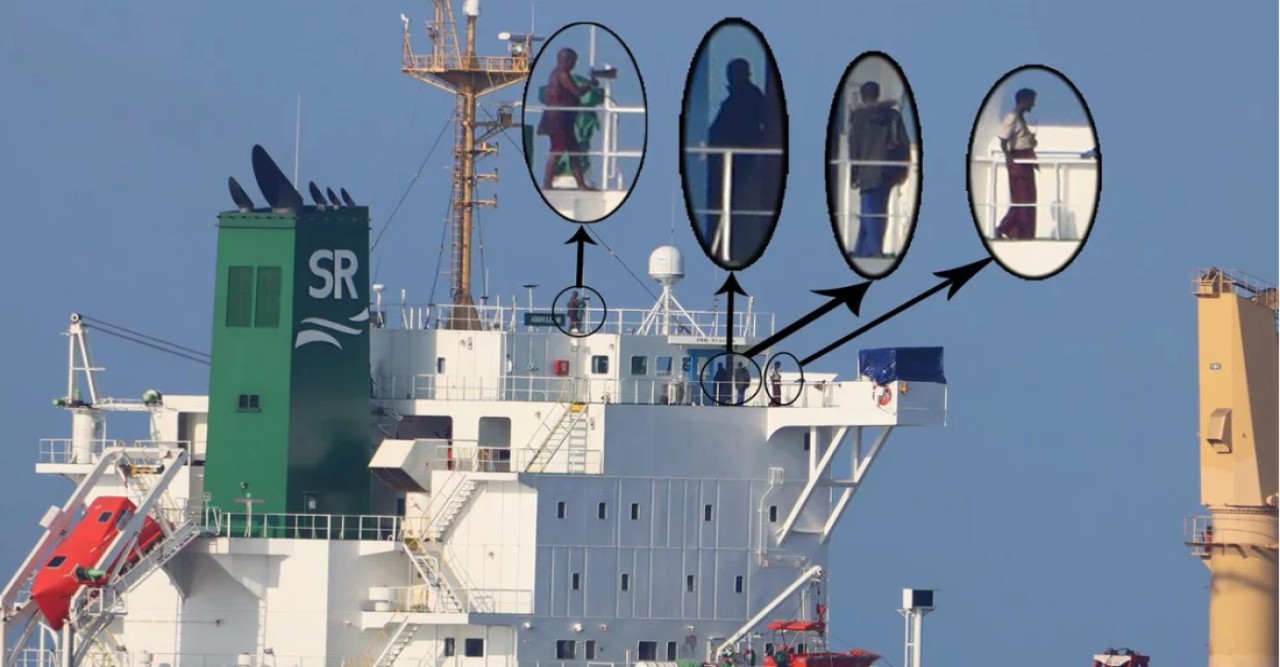 4 of the hostage ship Photos of the pirates are out in the open