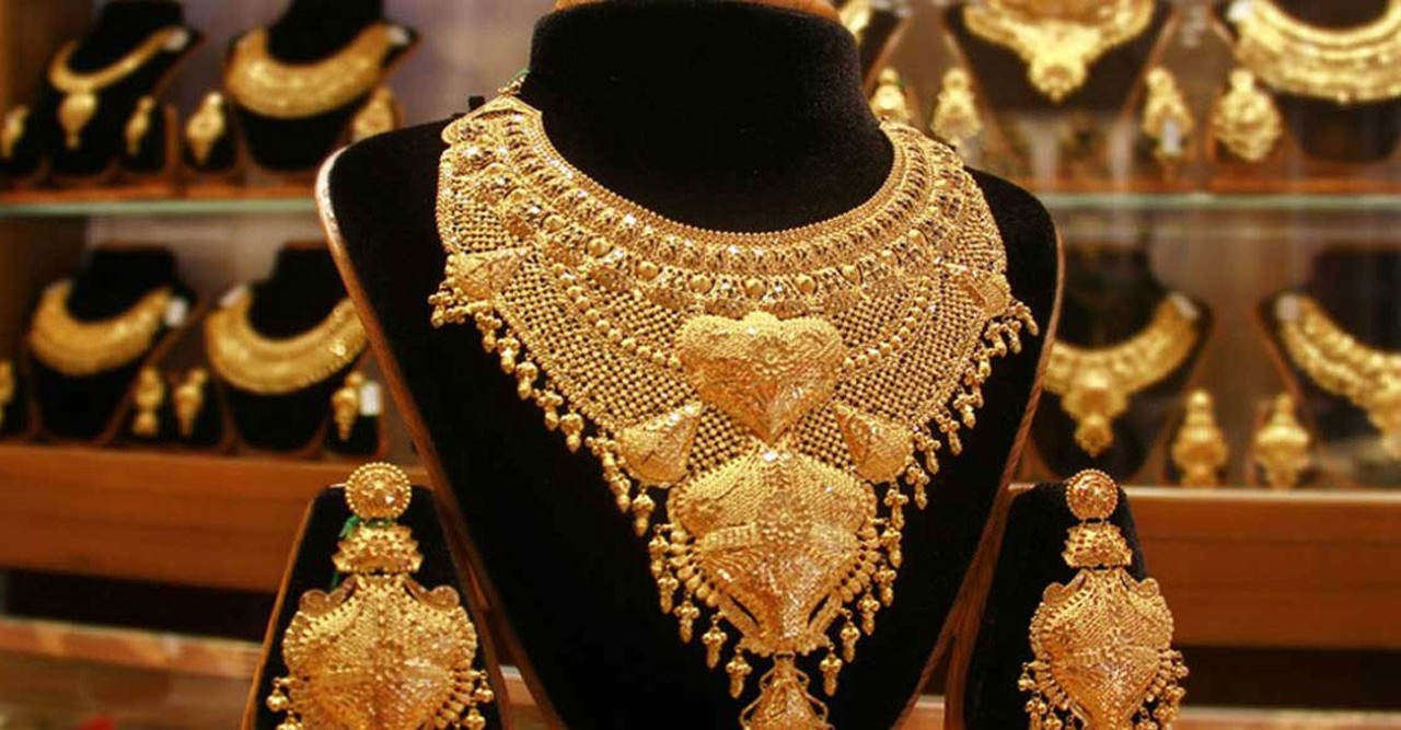 Record price of gold, 1 lakh 15 thousand 824 taka