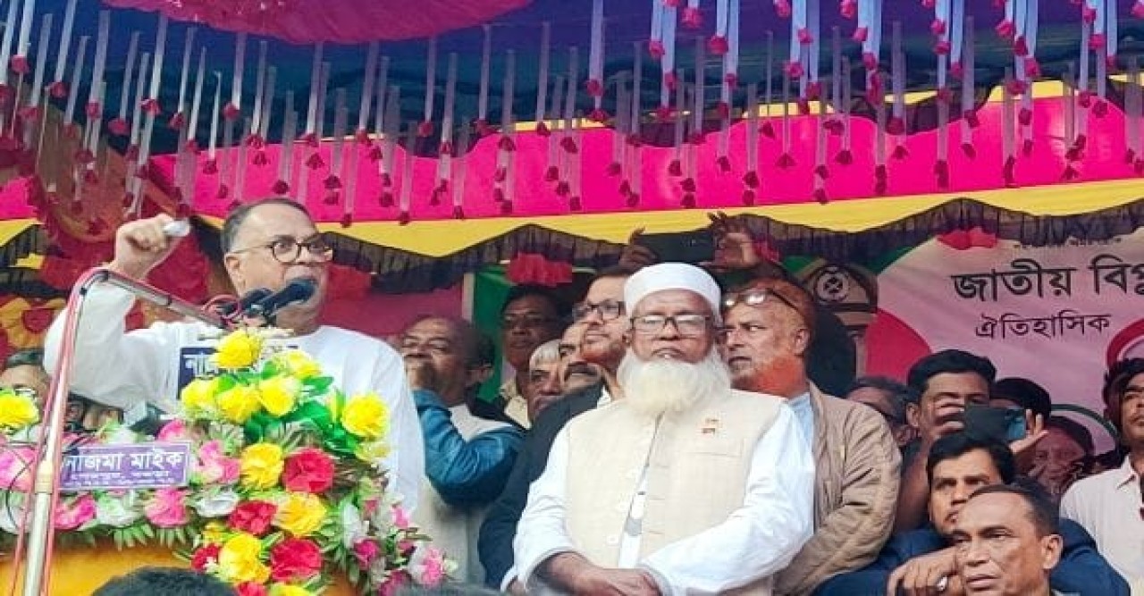 হিন্দুদের নাম করে ছাত্রলীগ হামলা করছে, এক্ষেত্রে সবাইকে সজাগ থাকতে হবে - ইকবাল হাসান মাহমুদ টুকু