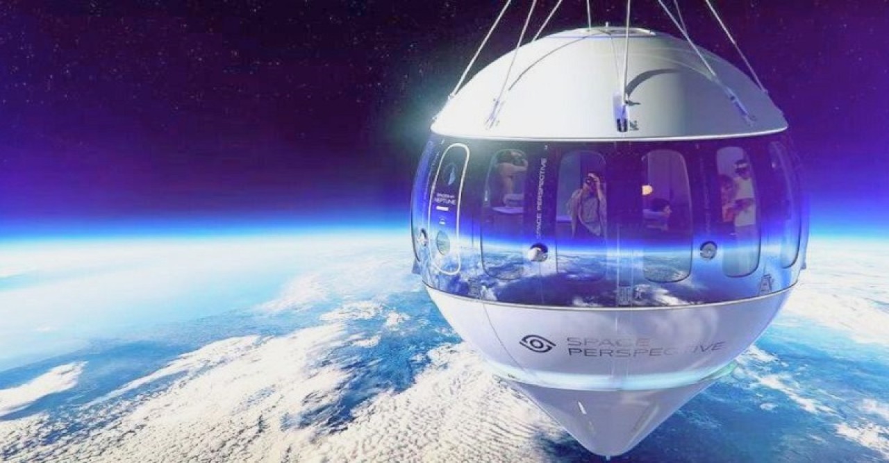 For the first time restaurants are opening in space;  Cost per person is 5.5 crores