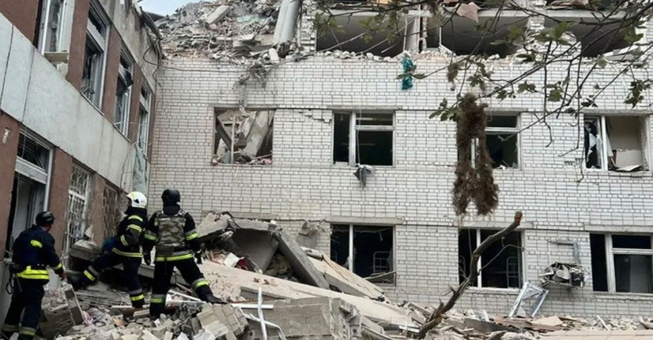 Russian missile attack on Ukraine, 17 dead