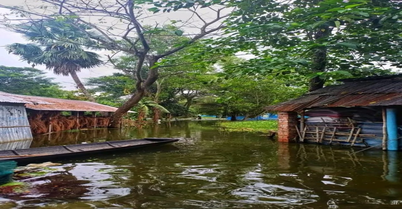 যশোরের ভবদাহে প্রায় ১১৭ টা গ্রাম পানিবন্দী